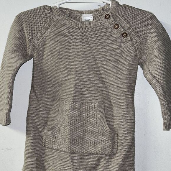 9m carters jumpsuit - Picture 2 of 3